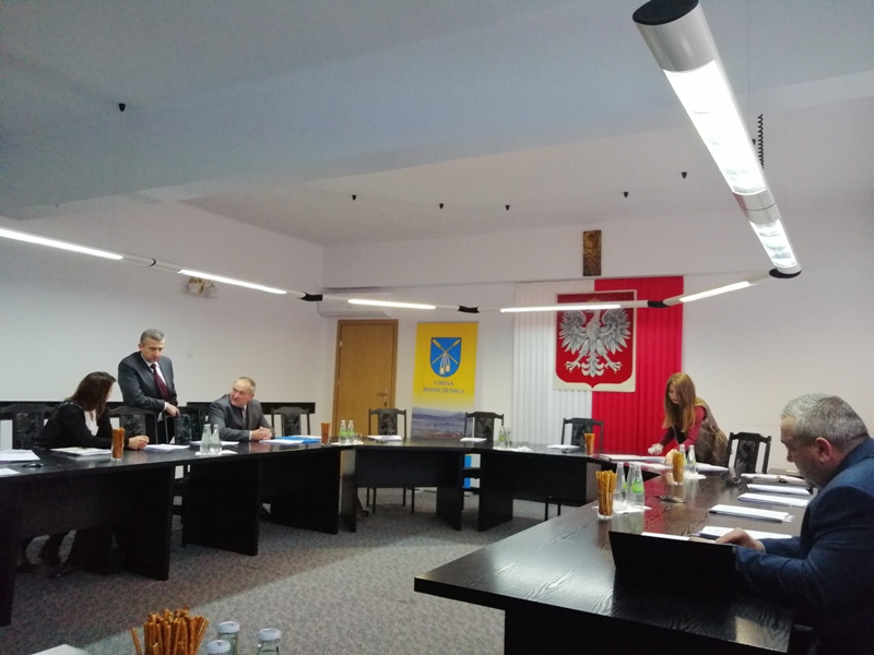 Radni debatują nad transportem w gminie Moszczenica