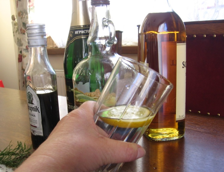 Koniec odstępstw. Rynek w Chełmcu objęty zakazem picia alkoholu