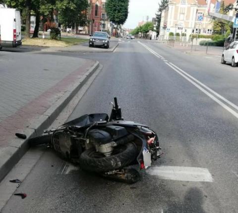 Poranny wypadek na ul. Limanowskiego. Motocyklista zderzył się z samochodem 