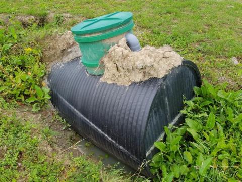 Chełmiec: fekalia z Biczyc Górnych pod lupą policji? Wyniki badań wody porażają