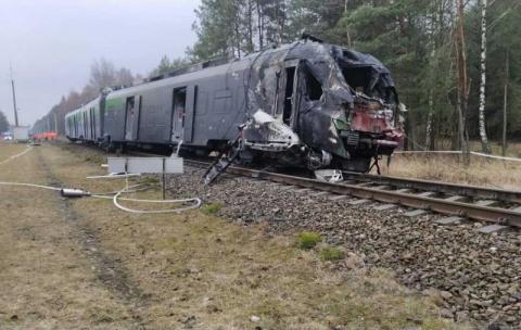 Tragiczny wypadek na torach kolejowych. Płonął pociąg wyprodukowany przez Newag 