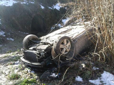 Tragedia na drodze w Bartkowej-Posadowej. Zginął 71-letni mężczyzna