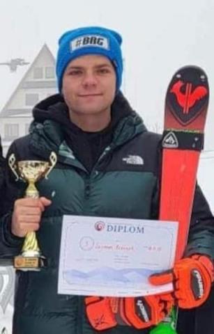 Alpejczyk Szymon Bębenek drugi w slalomie FIS Christmas Cup. To ostatni tegoroczny start kryniczanina 