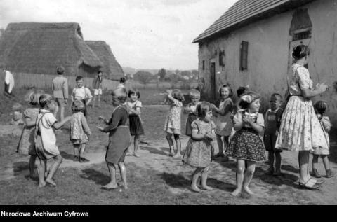Niemieckie przedszkole w Chełmcu. Rok 1941