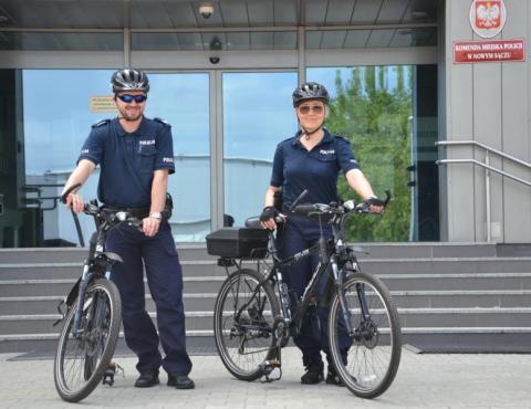 Policjanci na rowerach. Rower to skuteczne narzędzie obrony i środek przymusu? 