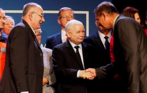 Kaczyński robi rzeź. Nieposłuszni sądeccy PiS-owcy poszli pod topór prezesa 