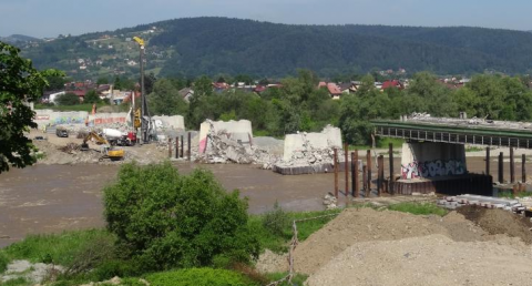Most zastępczy na Dunajcu? Wody Polskie studzą zapał prezesa Fakro