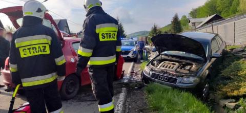 W Ujanowicach zderzyły się dwa samochody. Poszkodowanych zostało pięć osób