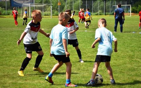 Dzień Dziecka w Muszynie pod znakiem międzynarodowych rozgrywek piłkarskich