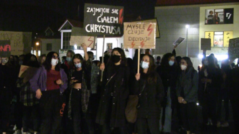 „Polowanie na czarownice” w Limanowej? Poszło o nastolatkę i aborcyjny protest 