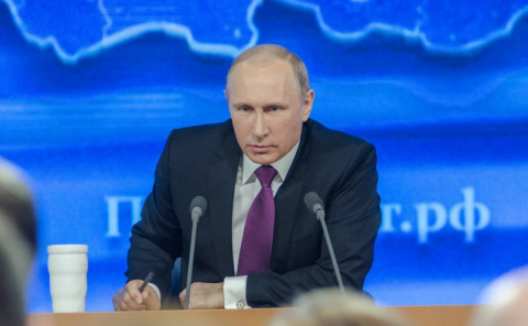 Putin grozi: jego siły nuklearne przechodzą w „specjalny tryb służby"