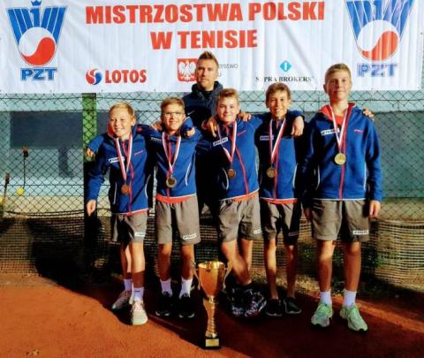 Sądecka tenisowa drużyna nastolatków wywalczyła Mistrzostwo Polski 