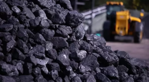 Wiemy, ile kosztuje "rządowy" węgiel w Starym Sączu. Za transport trzeba wyłożyć z własnej kieszeni