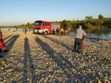 Tragedia na Dunajcu. Strażacy wyłowili z rzeki ciało młodego mężczyzny