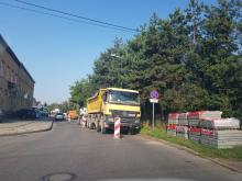 Uwaga kierowcy! Rozpoczął się remont ulicy Asnyka w Sączu