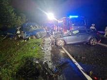 Koszmarny wypadek na krajówce w Witowicach. Samochody nadają się jedynie na złom [ZDJĘCIA]