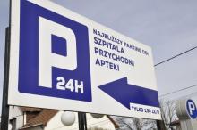 Coraz więcej prywatnych parkingów w Nowym Sączu, ale sądeczanie płacić nie lubią [Zdjęcia]