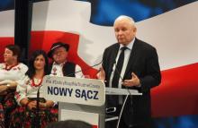 Jarosław Kaczyński w Nowym Sączu. Było o inflacji, węglu i …osobach z macicą [ZDJĘCIA]